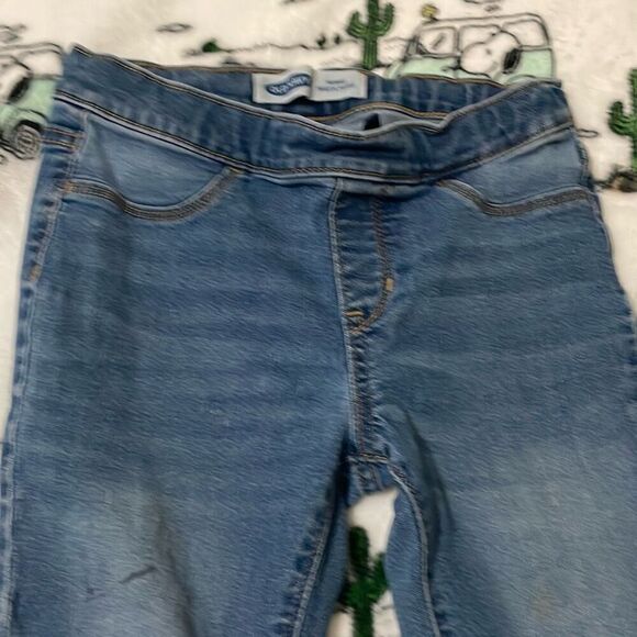 Old navy’s little girl distressed medium wash denim jeans size large (10-12) - Picture 6 of 8